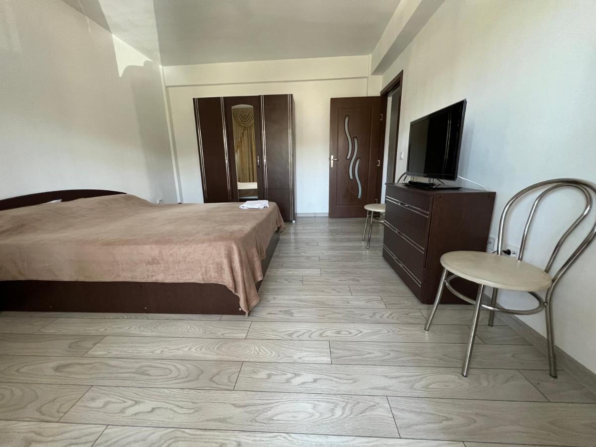 Ella Doo Apartament - 15 Min De Palas Hlincea المظهر الخارجي الصورة
